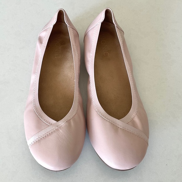 Vionic Shoes - VIONIC Caroll Light Pink Orthopedic Support Ballet Flats  Size 8.5 Like New